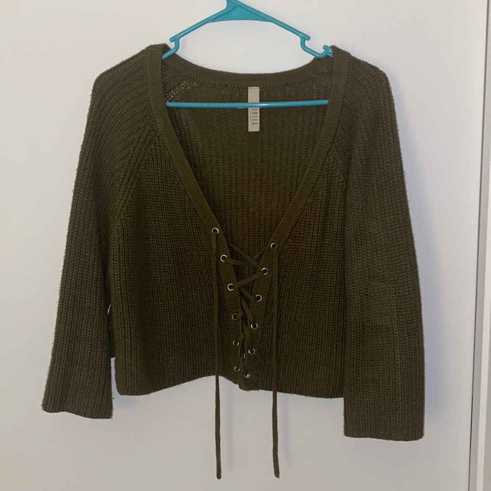 Cropped sweater